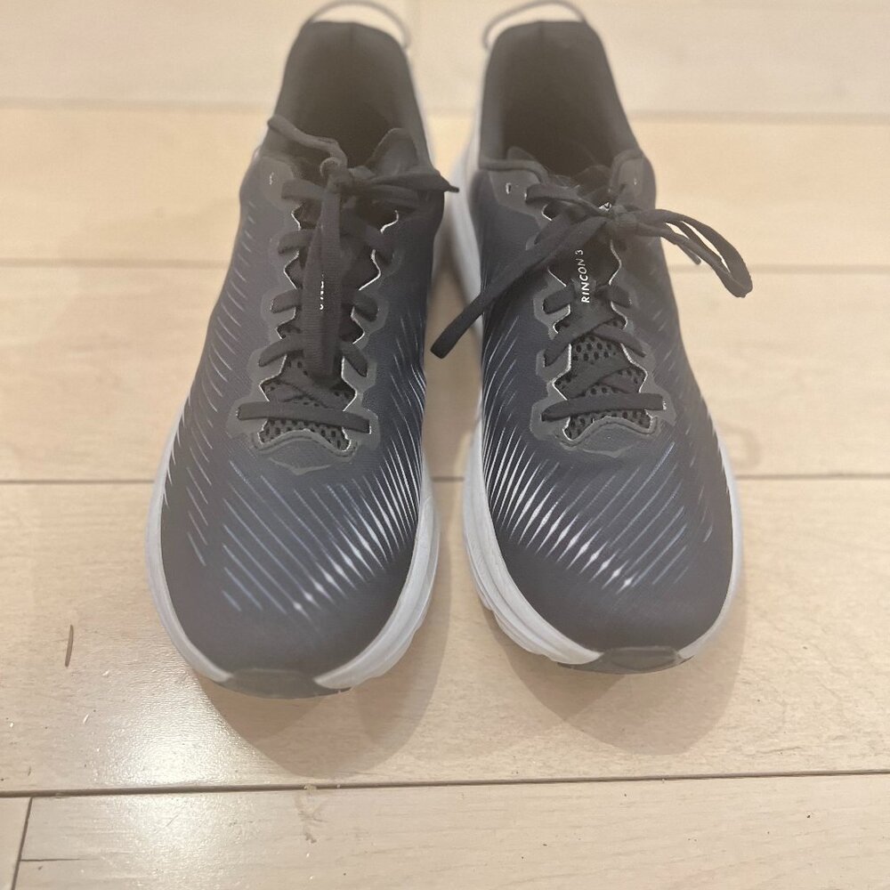 HOKA Ricon 3 running shoe size 9.5